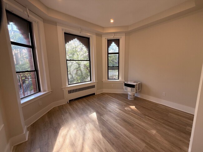 Photo - 271 Dartmouth St Unidad 2F