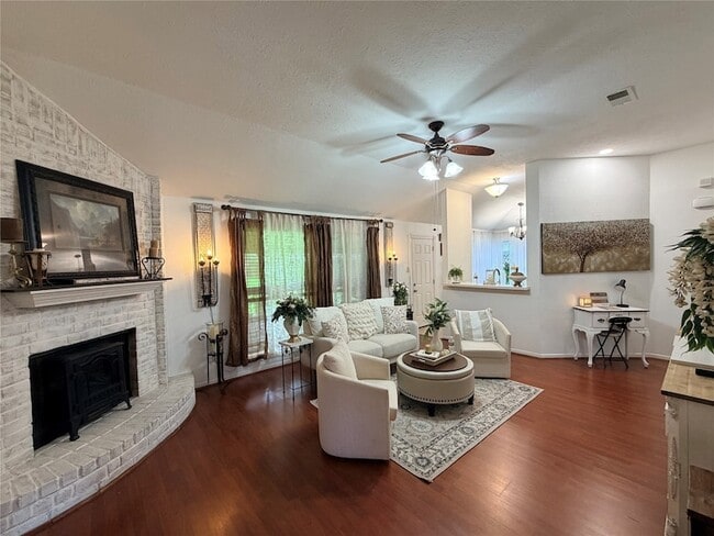 Photo - 8602 Lazy Brook Ln
