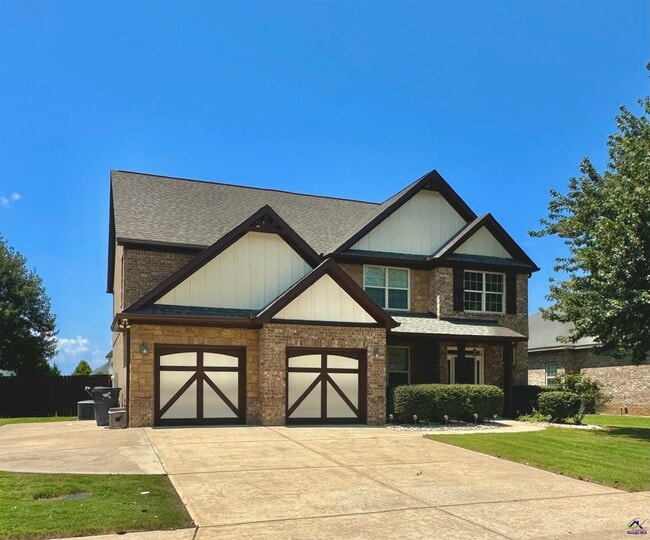 Building Photo - 121 Hawks Tail Dr
