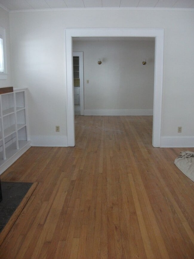 Photo - 341-43 Roosevelt Ave Unidad 341