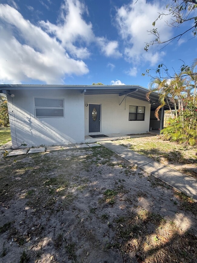 Photo - 4401 NE 15th Ter