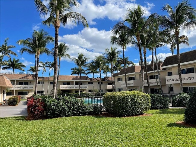 Building Photo - 14500 SW 88th Ave Unit 151