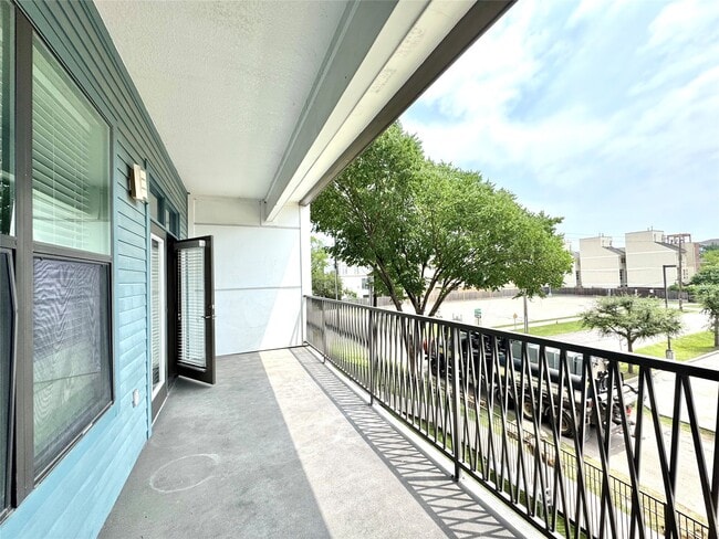 Photo - 5454 Washington Ave Unit 2313