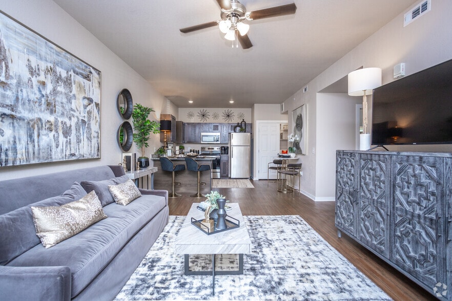 PH II-Custom Deluxe III-2BR, 2BA - 1,093 SF