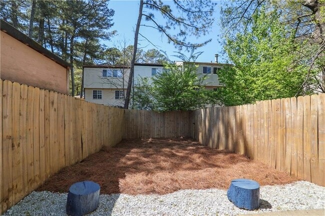 Photo - 1820 Cumberland Valley Pl SE