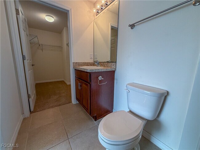 Photo - 2927 NW 4th Pl