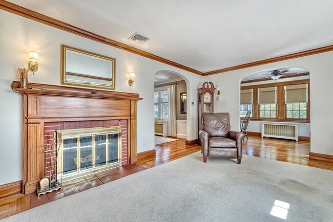 Photo - 46 Goss Ave