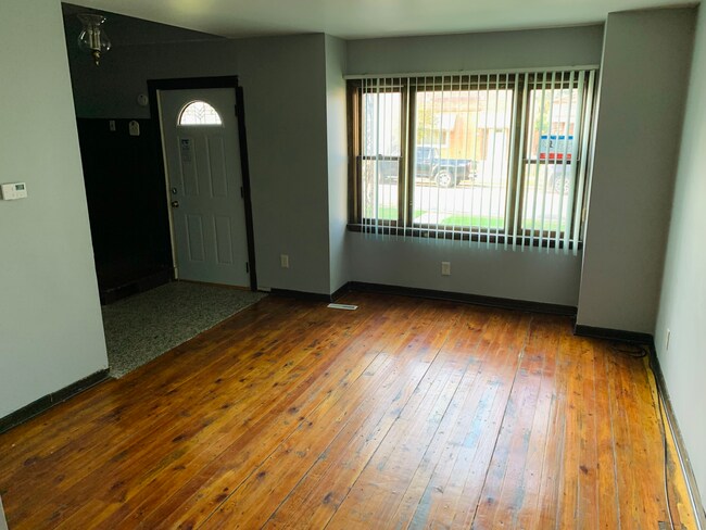 Photo - 114 E 23rd St House