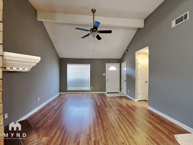 Photo - 1234 Grange Way Dr