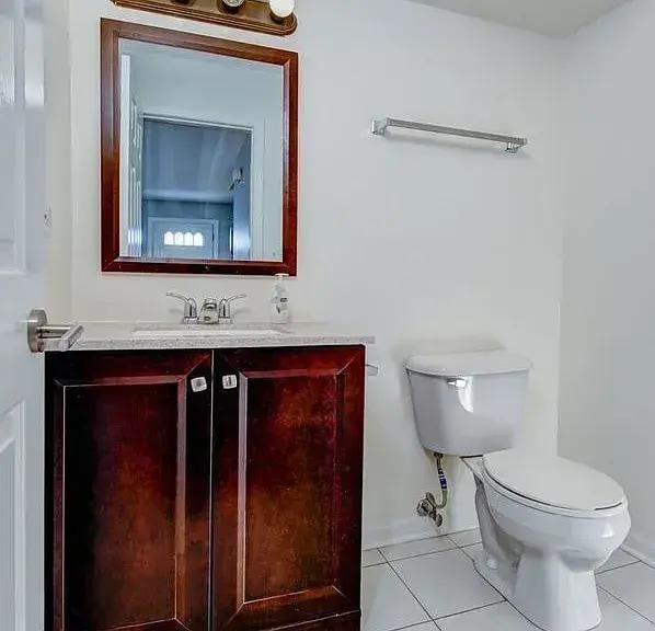 Photo - BEAUTIFUL LARGE 3 BED TOWNHOUSE WITH IN-UNIT LAUNDRY!