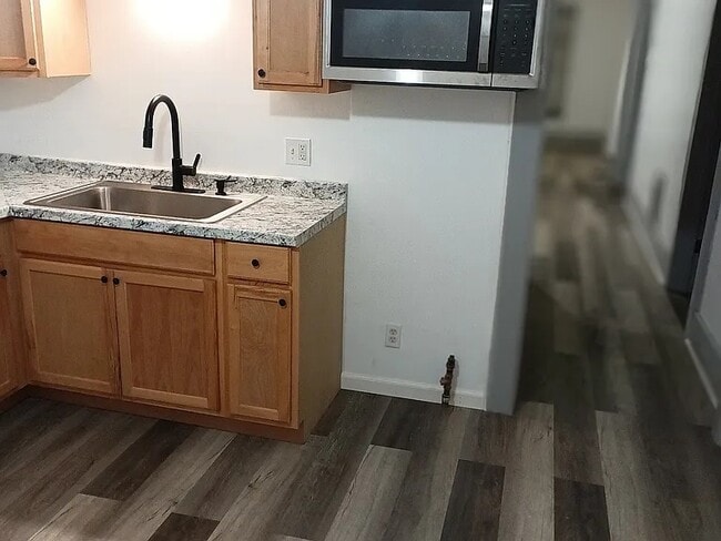 Photo - 48 Mineral Springs Rd Unit Lower