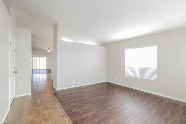 Photo - 2718 W Pecan Rd