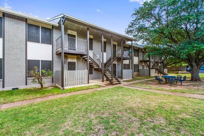 Pecan Creek Apartments