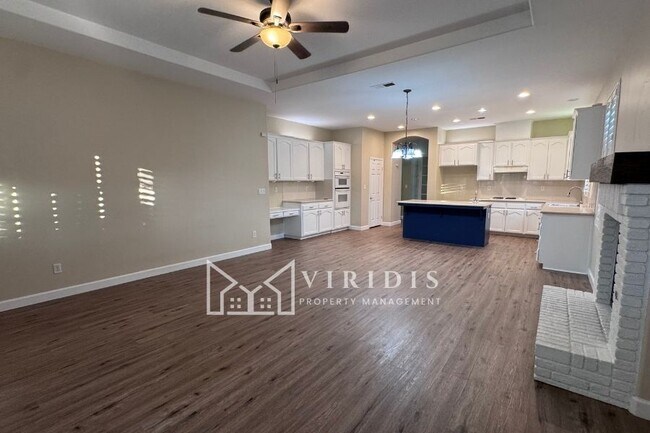 Photo - 9303 Via Lugano