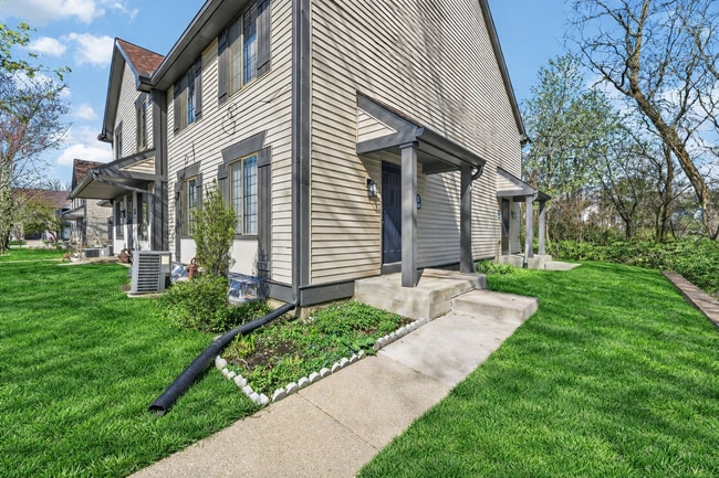 Building Photo - 5926 Walnut Cir Dr