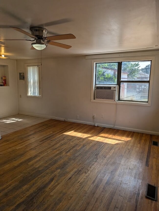 Building Photo - 252 S Julian St Unit 252 Rental