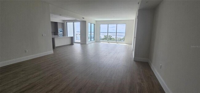Photo - 2910 W Barcelona St Unit 503
