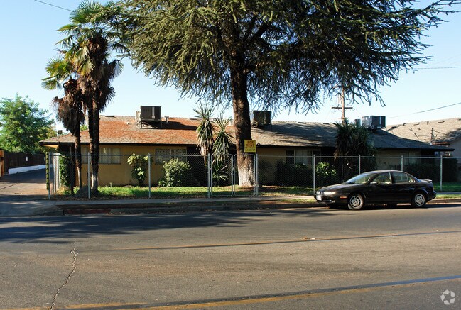 Photo - Sandstone Villas Apartments