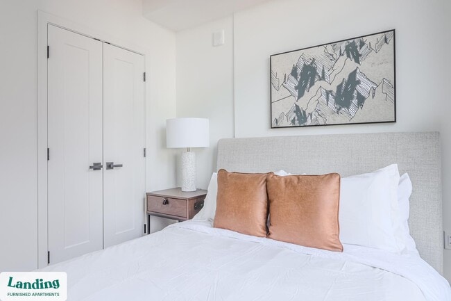 Photo - 632 Howard Rd SE Unidad 933