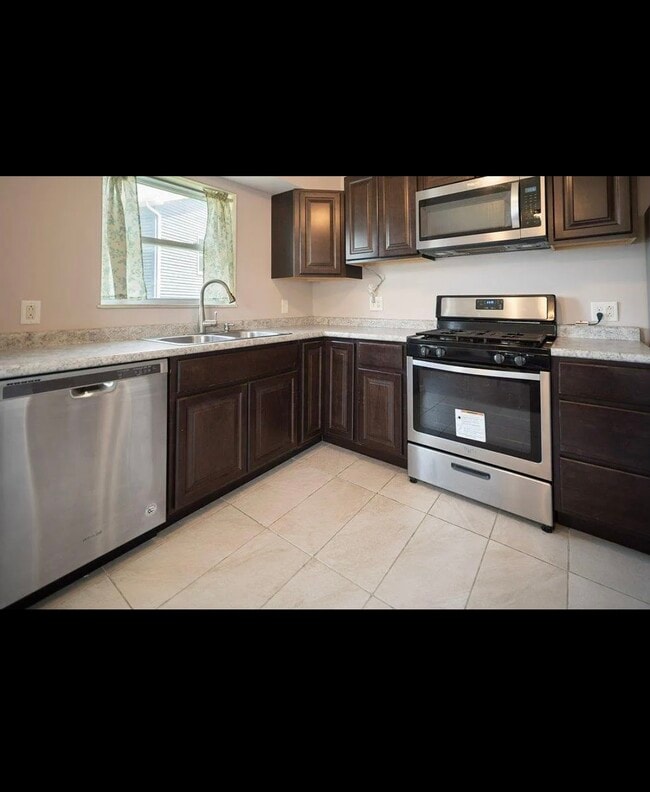 Photo - 121 Birdseye View Dr Unit #1