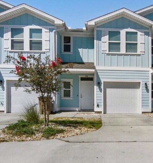 Building Photo - Welcome to 1881 Point Dr.!
