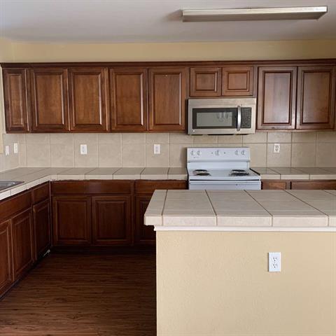 Photo - 1434 Mission Hills Ln