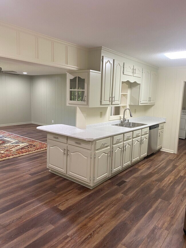 Photo - 22073 Nick Davis Rd