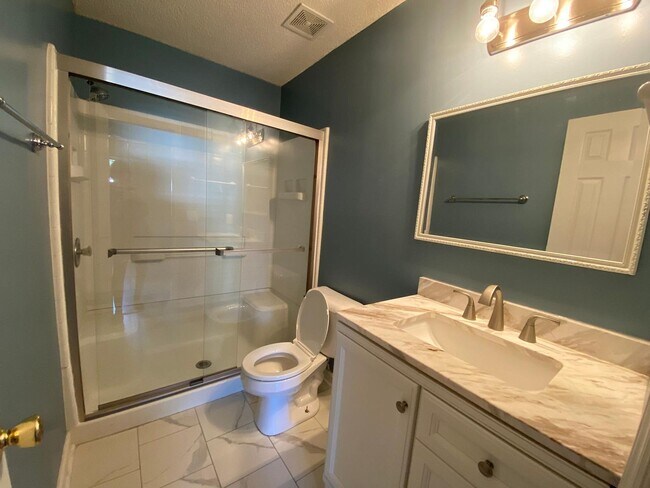 Photo - 5 Chesterfield Ct