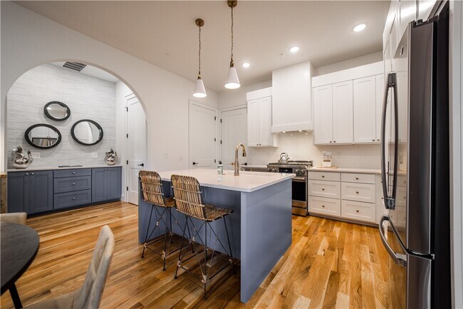 Photo - 4607 S 47th St