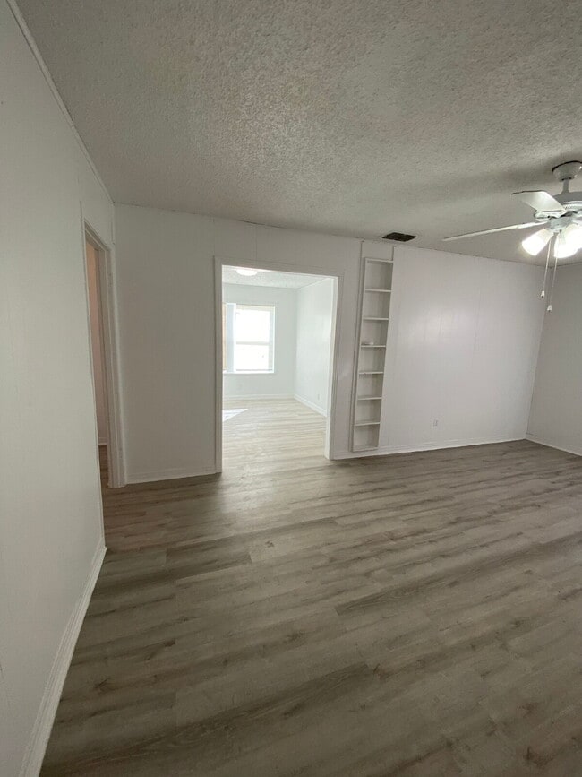 Photo - 3303 35th St