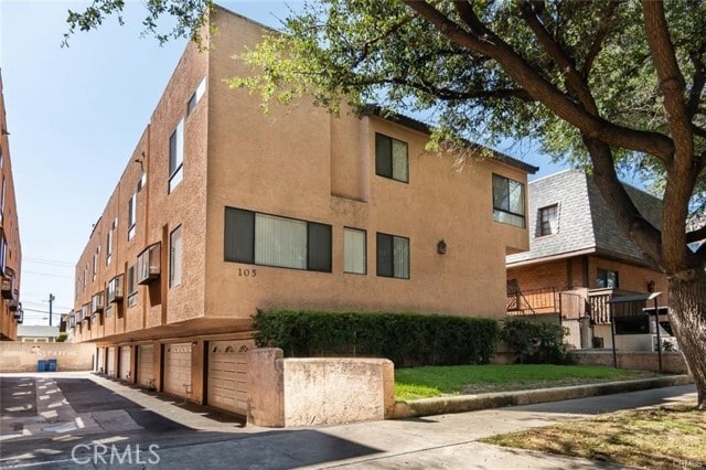 Building Photo - 105 Marguerita Ave Unit D Rental