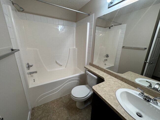 Photo - River Gate Apartments