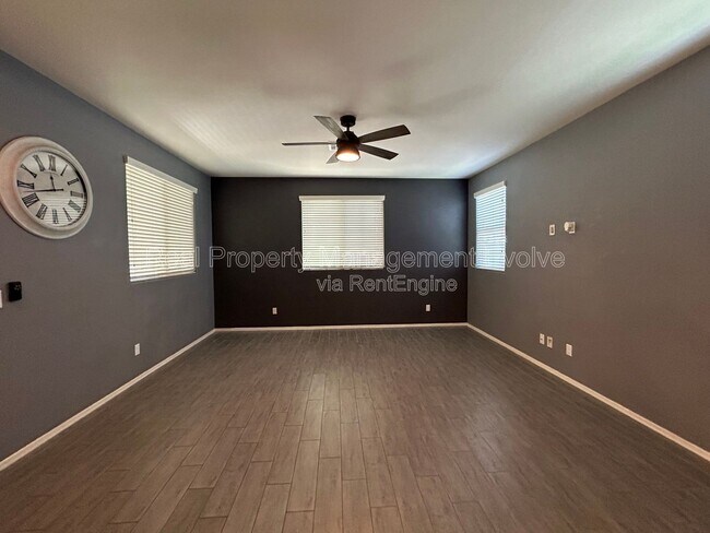 Photo - 2632 N 73rd Glen