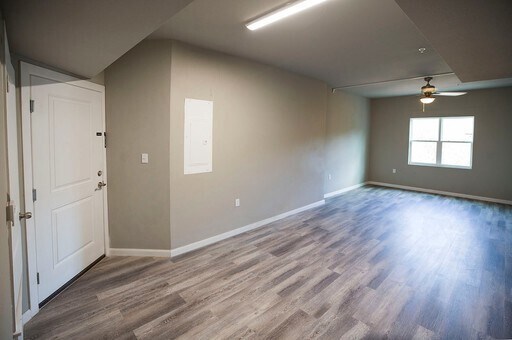 Photo - 911 W 22nd St