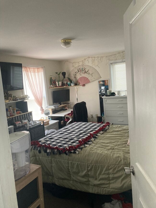 Photo - 616 Montclair Ave