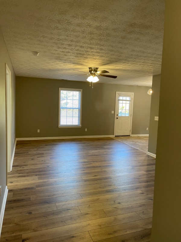 Photo - 160 Red Hawk Dr