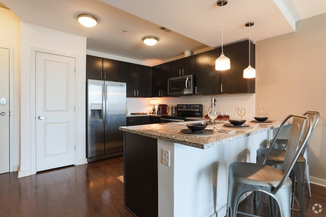 1HAB, 1BA - 678 ft²