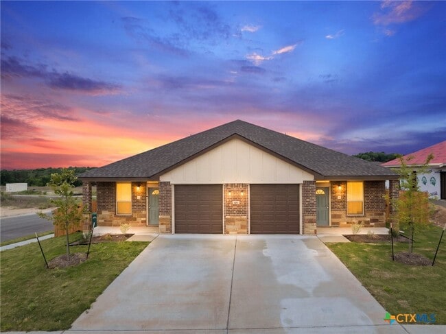 Building Photo - 101 Leon Ln