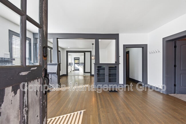Photo - 3227 E 5th Ave