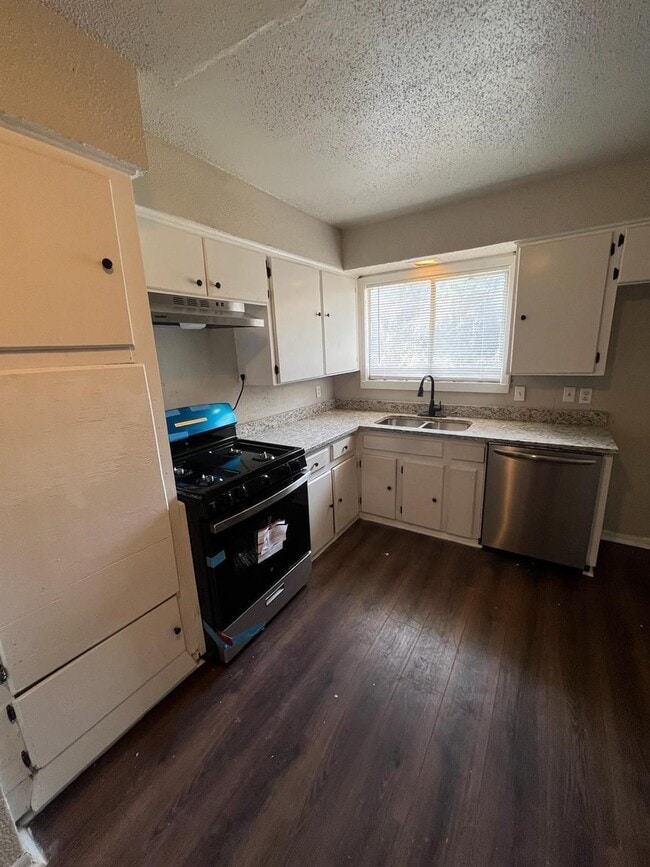 Building Photo - 9306 St Lo Rd Rental