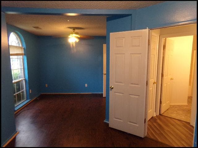 Photo - 2301 Lakeshore Dr