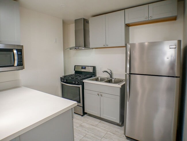 1404-1406 Gowin St - 1404-1406 Gowin St Unit 1406