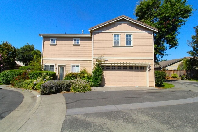 Building Photo - 1908 Alpine Ct Rental