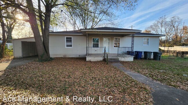 3 br, 1.5 bath House - 3300 Clopton St SW - 3 br, 1.5 bath House - 3300 Clopton St SW