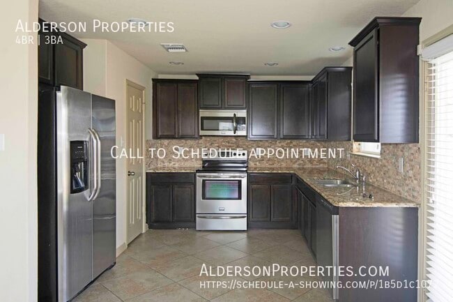 Photo - 864 Foxfire-