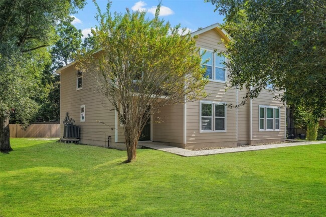 Photo - 1123 Runneburg Rd