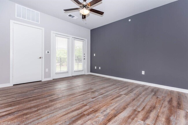 Photo - 1 br, 1 bath Condo - 26742 E University Dr...