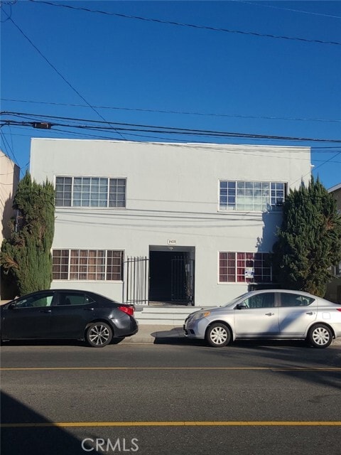 Building Photo - 1432 Cherry Ave Unit C Rental