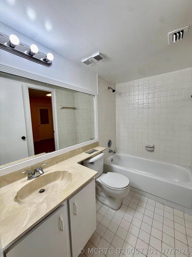 9777 Westview Dr Unit 1113