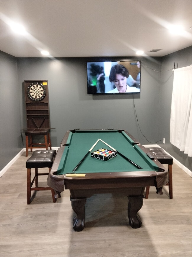 Photo - Room in House on Douglas St